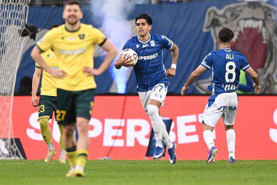 Niedziela z Ekstraklasą: Raków wyszarpał punkt w Lublinie, festiwal goli w Poznaniu