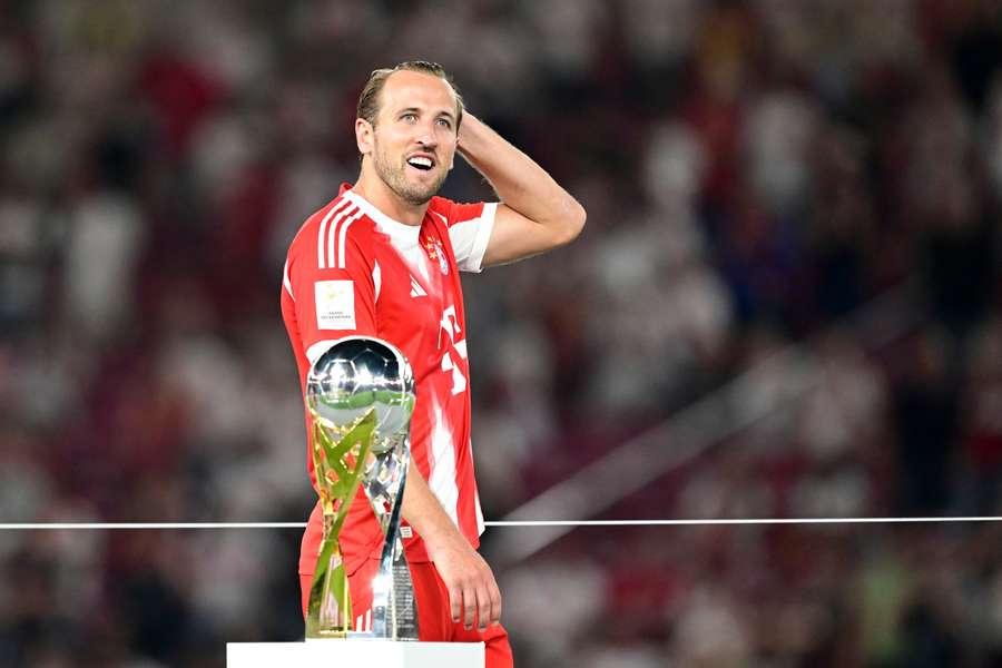 Kane získal iba druhú tímovú trofej v kariére.