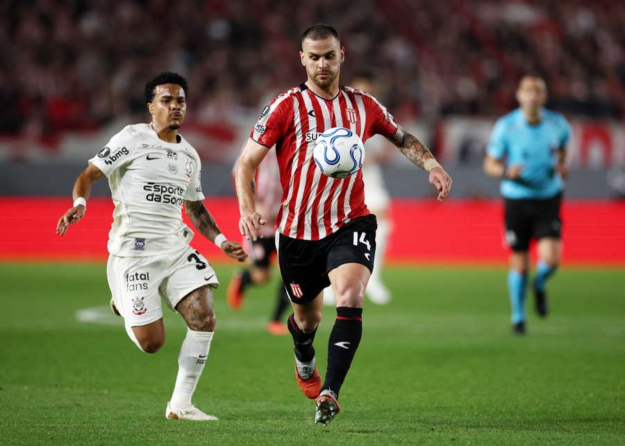 A Fatal Fans estampa sua marca nos shorts do Corinthians