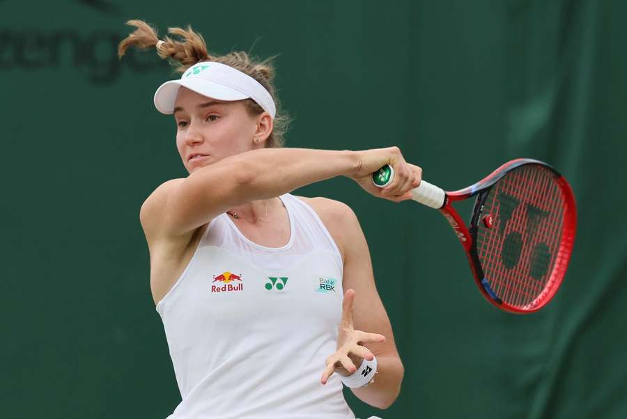 Rybakina é mais uma favorita que cai em Wimbledon