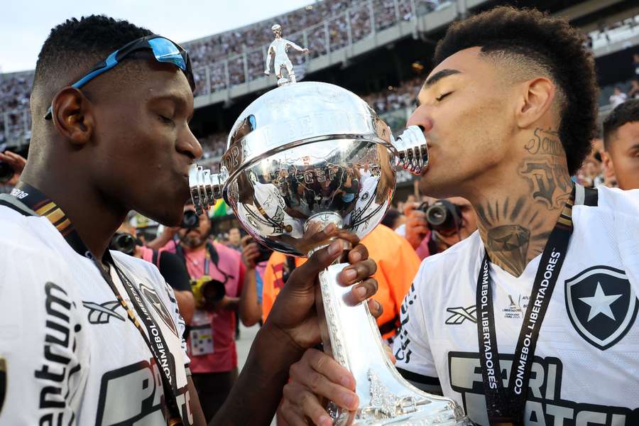 Luiz Henrique e Igor Jesus, os dois craques do Botafogo na conquista da Libertadores