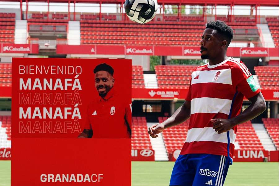 Wilson Manafá apresentado no Granada