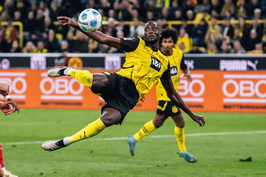 Serhou Guirassy ao serviço do Dortmund