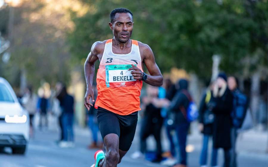 Bekele at a race in Valencia last year