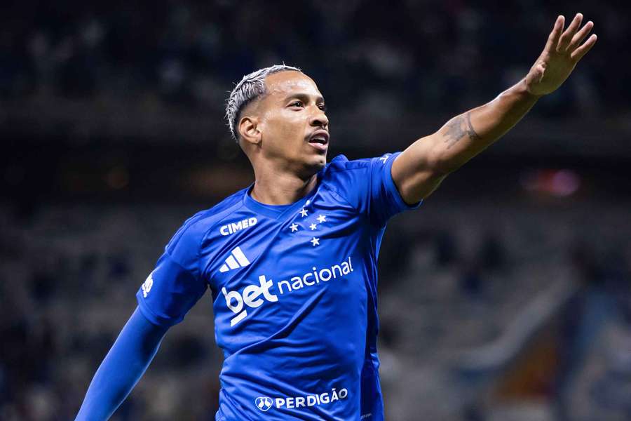 Matheus Pereira marcou no empate do Cruzeiro com o Corinthians