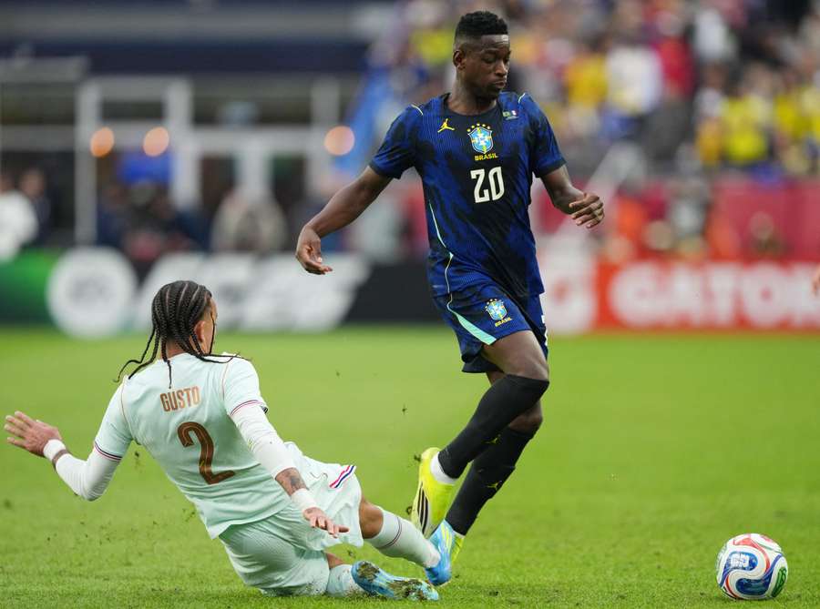 Luiz Henrique deu nova vida à Seleção no segundo tempo