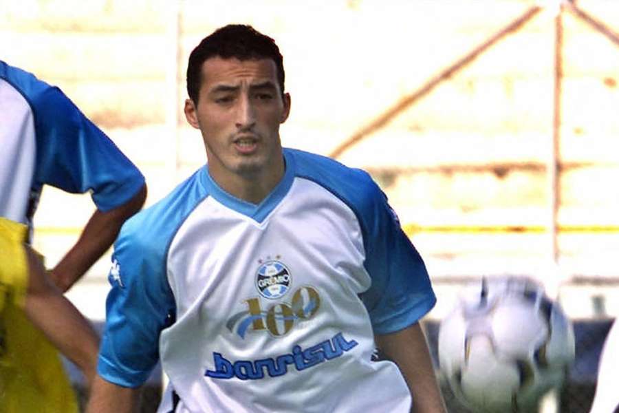 Émerson Leal atuou pelo Grémio entre 2001 e 2004 Émerson Leal atuou pelo Grémio entre 2001 e 2004