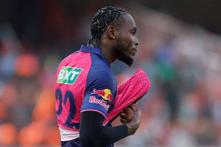 England bowler Archer hit for 76 runs in record-breaking IPL clash