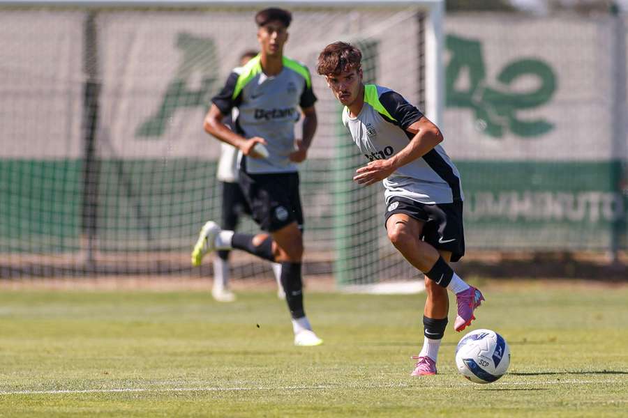 Sporting B já tinha derrotado o Estoril Praia