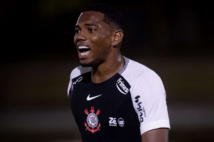 Corinthians recebeu proposta do Milan por André