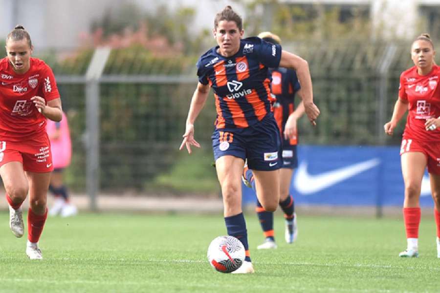 Charlotte Bilbault contre Dijon.