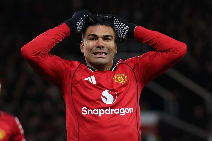 Casemiro foi titular na partida com o Newcastle