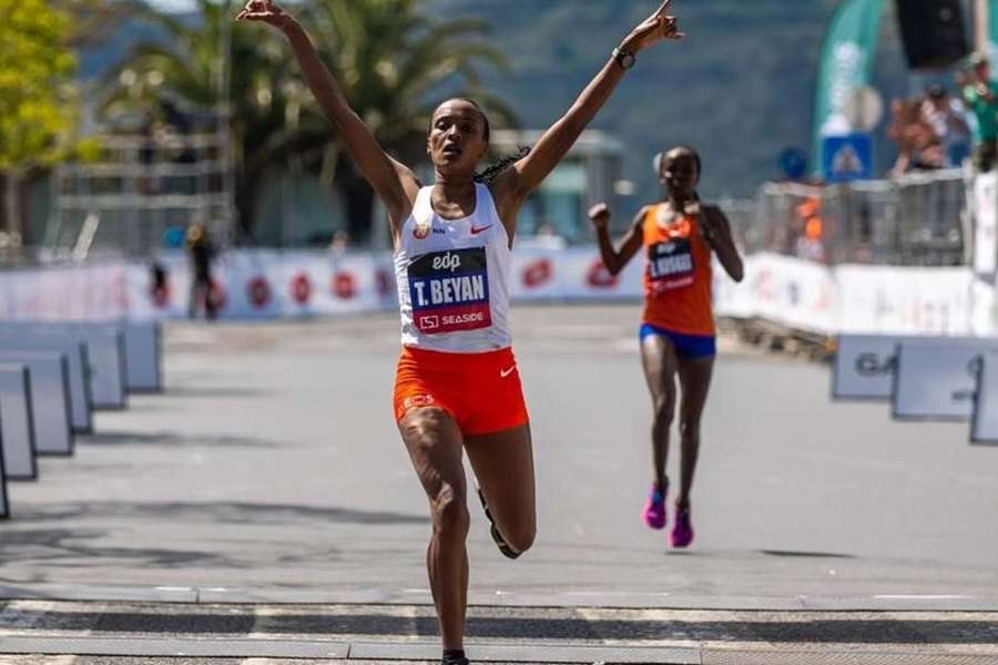 Tsehay Gemechu venceu Meia Maratona de Lisboa em 2021 e 2022