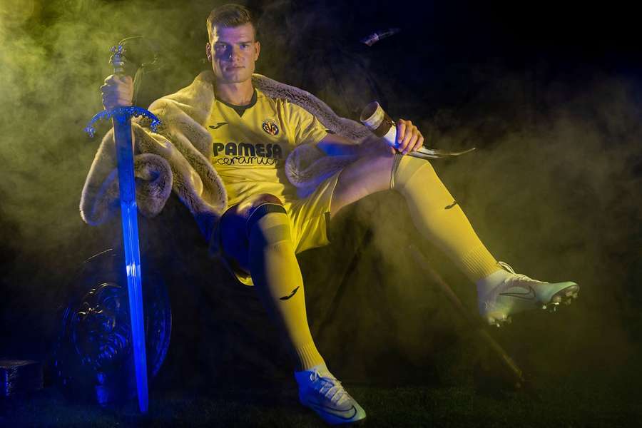 Alexander Sörloth er ny centerforward i Villareal FC.