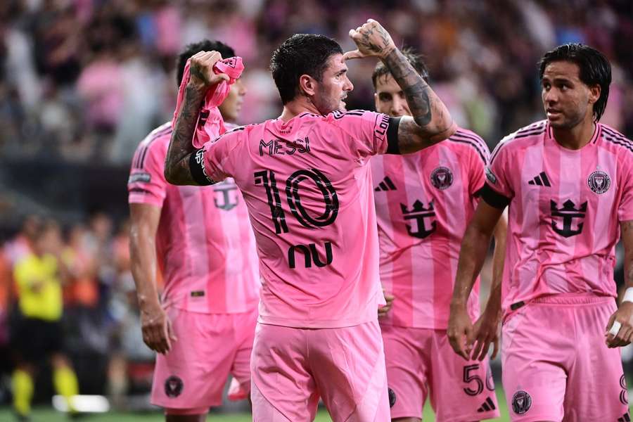 Inter Miami przegrywa pod nieobecność Leo Messiego. Piękna dedykacja Rodrigo De Paula Inter Miami przegrywa pod nieobecność Leo Messiego. Piękna dedykacja Rodrigo De Paula