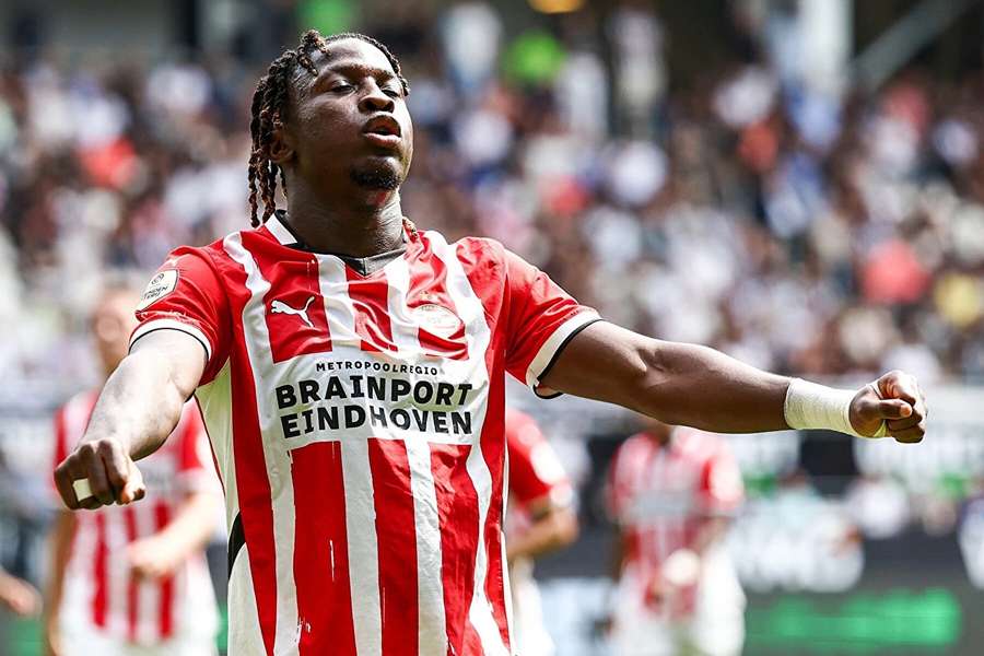 Na radaru Leverkusenu jsou Bakayoko (na fotografii), McAtee nebo Kluivert.