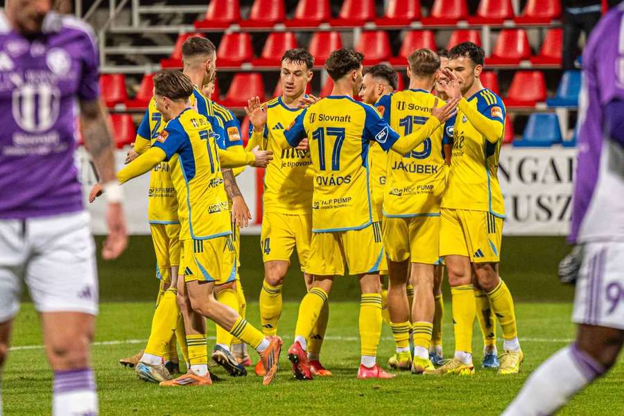 Košice sa posunuli na predposledné miesto. Košice sa posunuli na predposledné miesto.