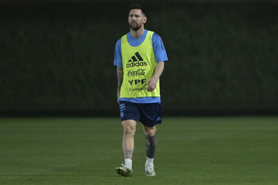 Messi encontra-se ao serviço da Argentina no Mundial-2022