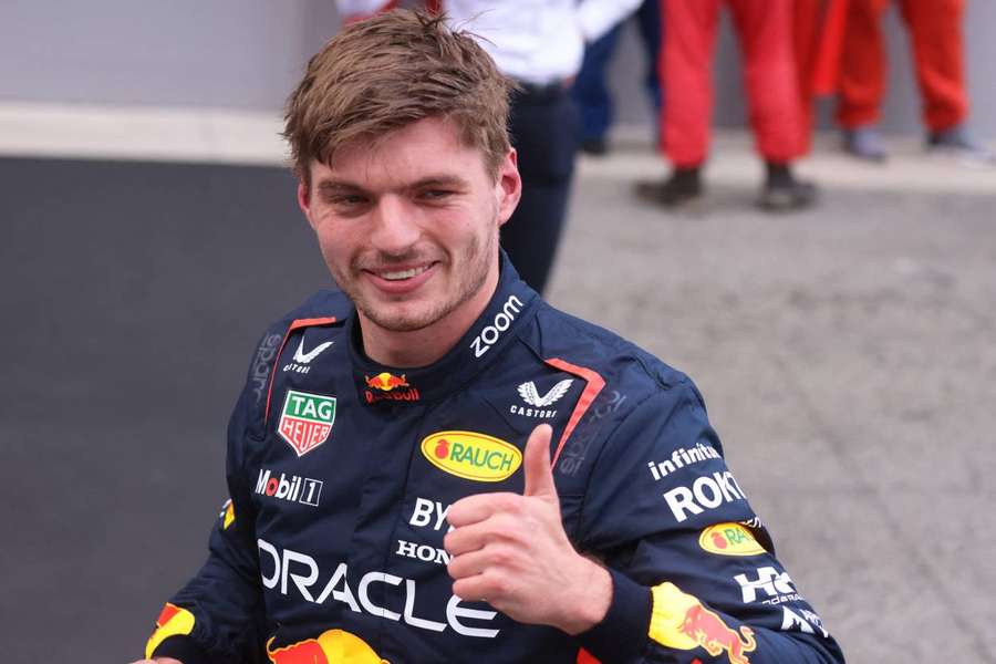 Verstappen își sărbătorește pole position-ul