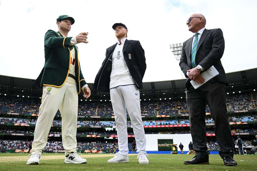 Australia to reveal Sydney XI at coin toss on Sunday