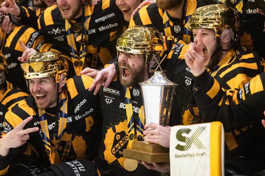 The Le Mat Trophy is in Skelleftea hands again