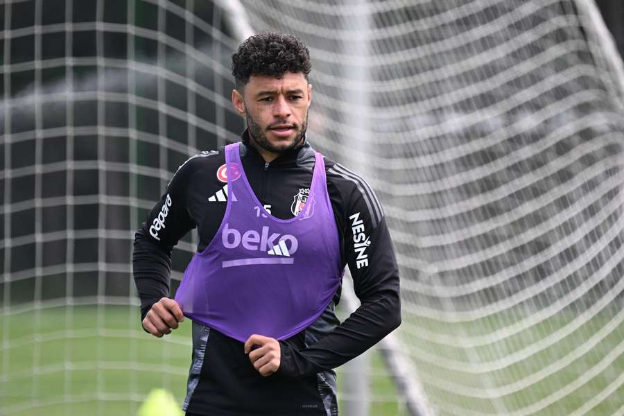 Ex-Arsenal and Liverpool star has Besiktas deal terminated