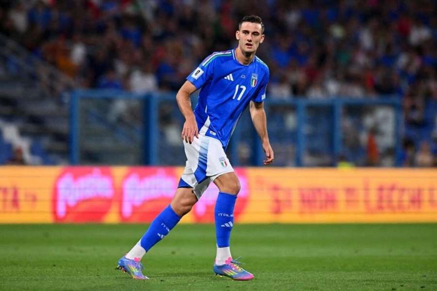 Neapol vzdala boj o Núňeze. Místo něj přichází dlouhán z Udinese