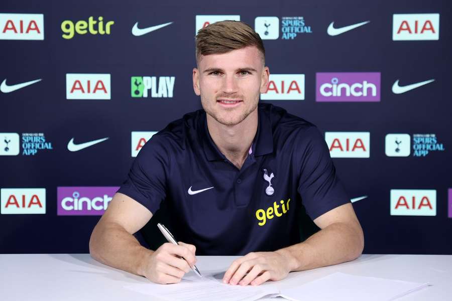 Timo Werner beim ersten Medientermin für die Spurs.