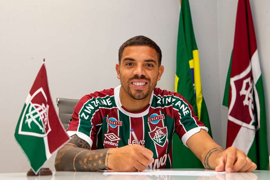 Terans assinou com o Fluminense até ao final de 2026