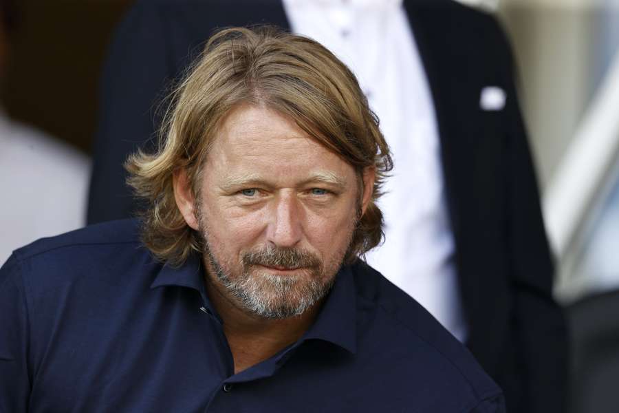 Sven Mislintat tijdens de wedstrijd tussen Excelsior en Ajax