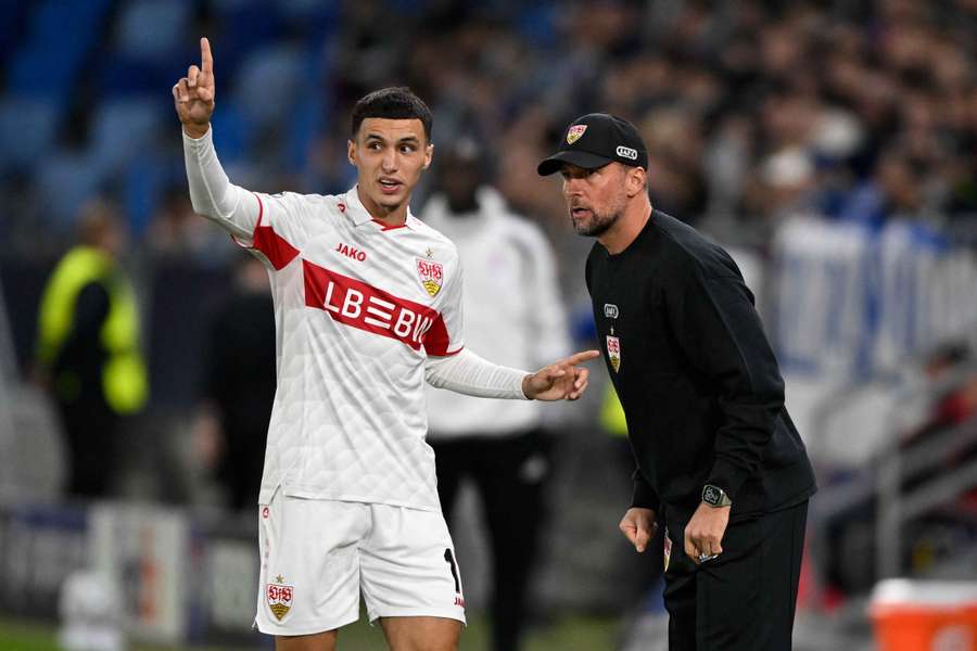 O que podem fazer Hoeneß, El Khannouss e o VfB? O que podem fazer Hoeneß, El Khannouss e o VfB?