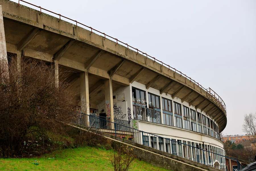 Projekt nového stadionu Za Lužánkami nabral komplikace. Projekt nového stadionu Za Lužánkami nabral komplikace.