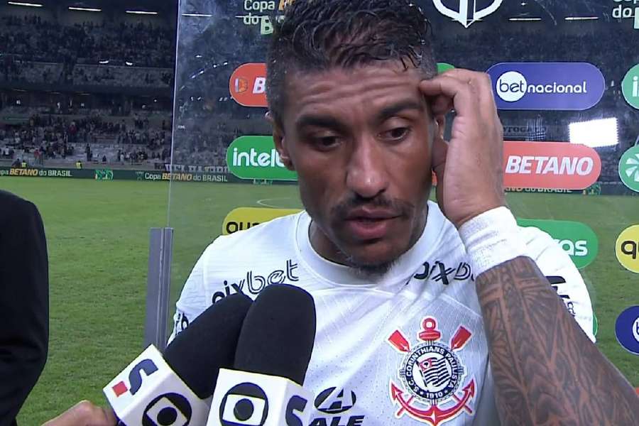 Paulinho lamentou desempenho do Corinthians no segundo tempo