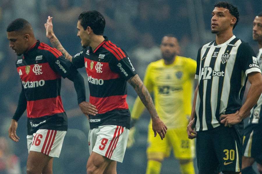 Flamengo e Atlético-MG fecham a rodada nesta segunda-feira (26), no Maracanã Flamengo e Atlético-MG fecham a rodada nesta segunda-feira (26), no Maracanã