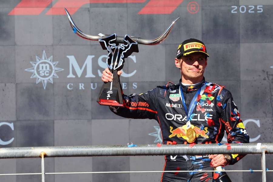 Verstappen se nevzdává.