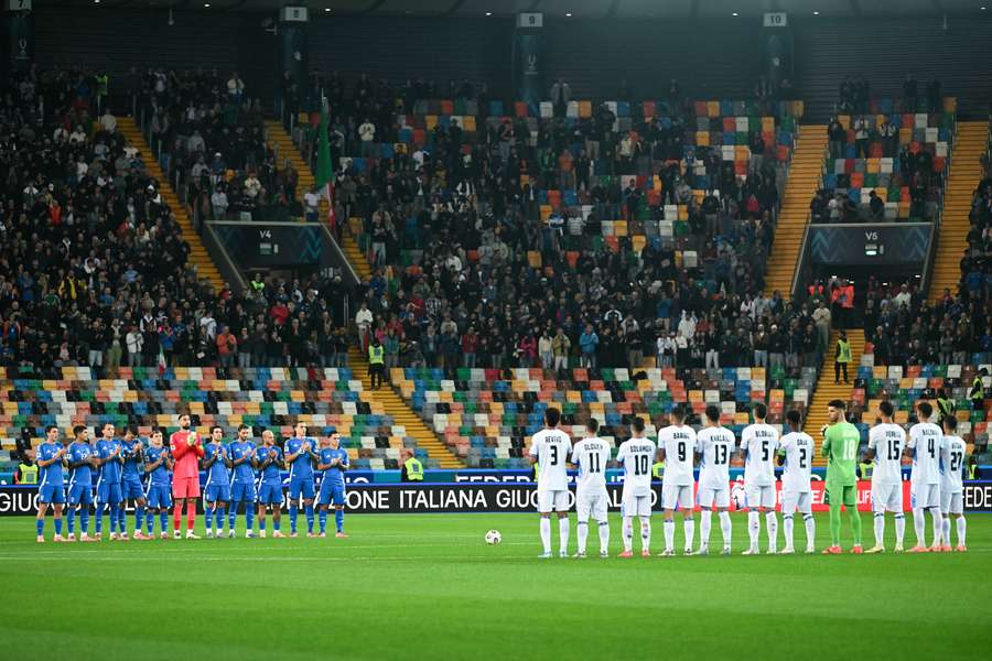 Pitos al himno israelí antes del Italia-Israel en Udine