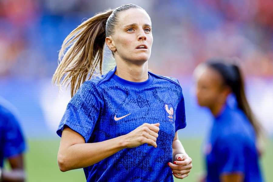 Une élimination des Bleues en quarts de finale serait "un échec", selon Sandie Toletti