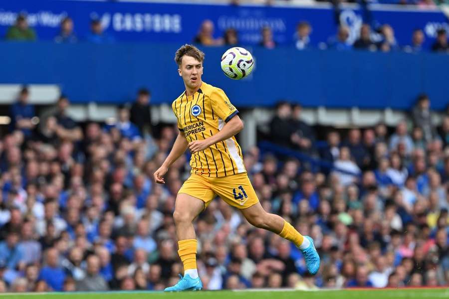 Jack Hinshelwood in action against Everton