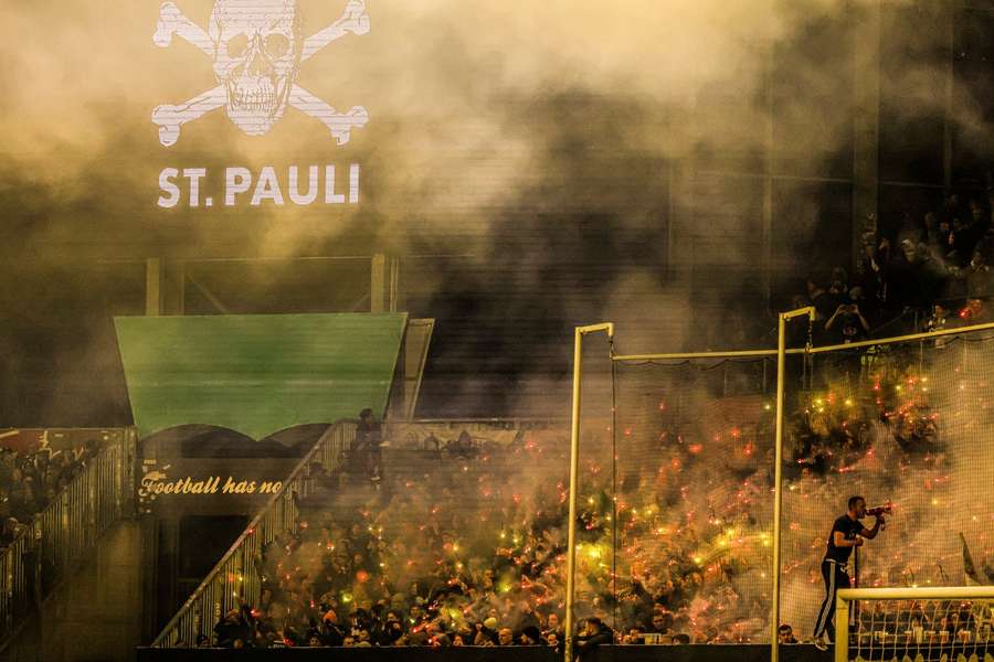 DFB-Sportgericht: Erneute Geldstrafe Für St. Pauli | Flashscore.de