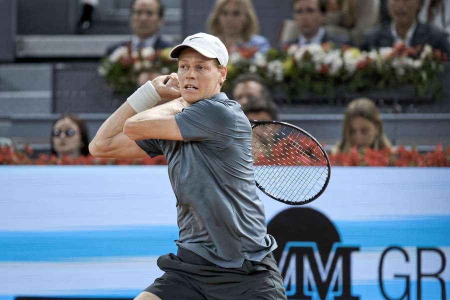 Jannik Sinner, calificat în semifinale la Madrid