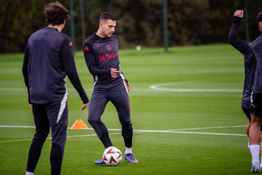 Diogo Dalot à l'entraînement de Manchester United