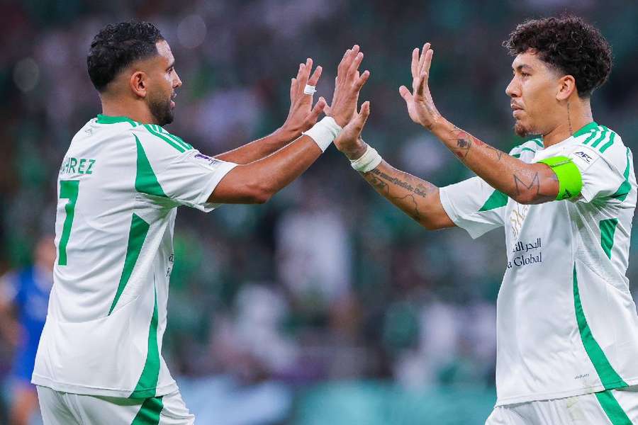 Mahrez e Firmino foram alguns dos destaques na classificação do Al-Ahli