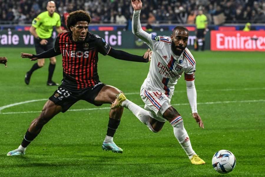 Lyon doma neprohrává, proti Nice vybojoval remízu 1:1 a zůstal na osmém místě Lyon doma neprohrává, proti Nice vybojoval remízu 1:1 a zůstal na osmém místě
