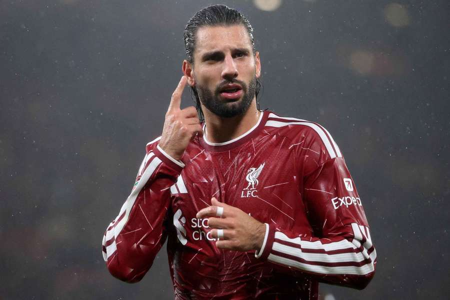Dominik Szoboszlai, del Liverpool, celebra el tercer gol de su equipo Dominik Szoboszlai, del Liverpool, celebra el tercer gol de su equipo