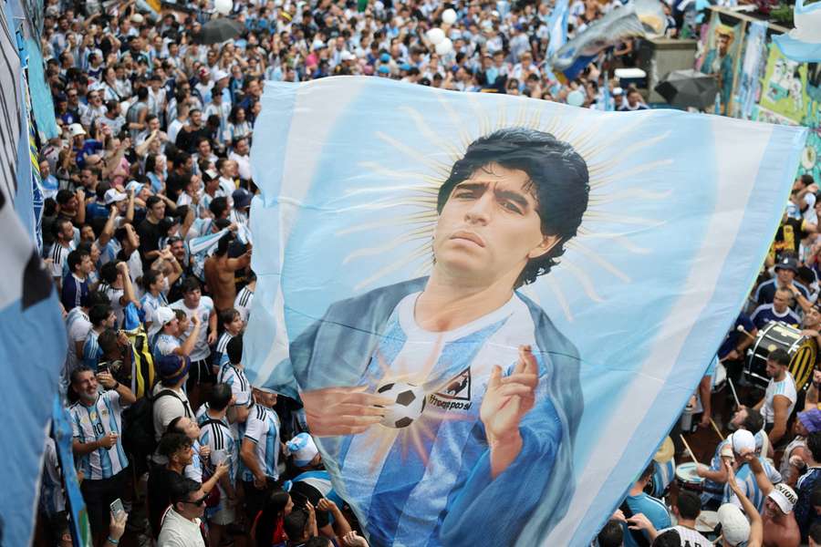 Procès Maradona : aux derniers jours, le joueur objet d'une attention inégale, se souvient un témoin Procès Maradona : aux derniers jours, le joueur objet d'une attention inégale, se souvient un témoin