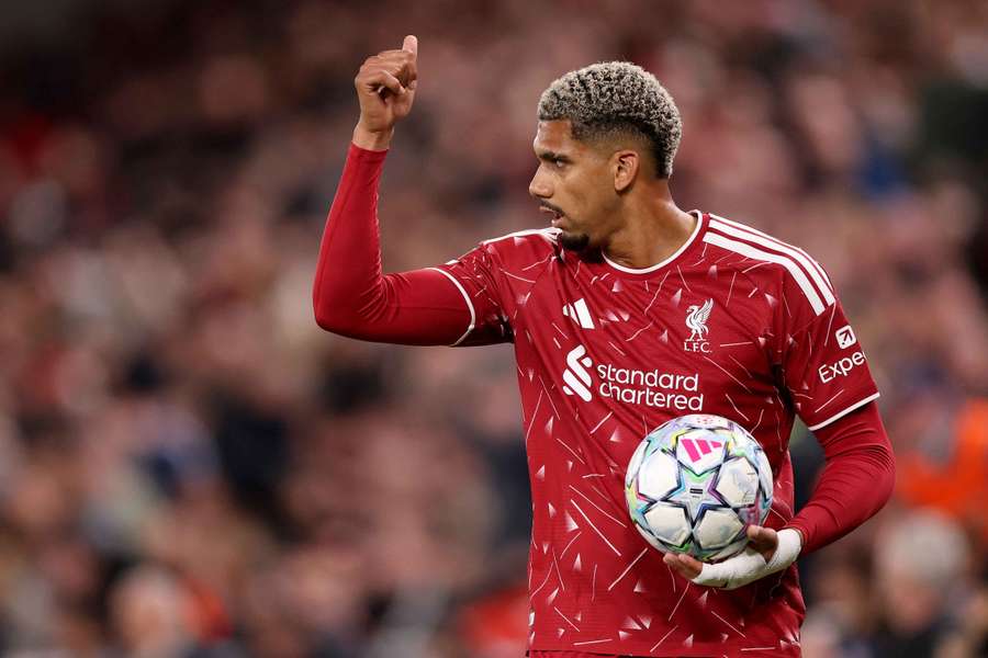 Zagueiro Ronald Araújo é uma das caras novas nos Reds