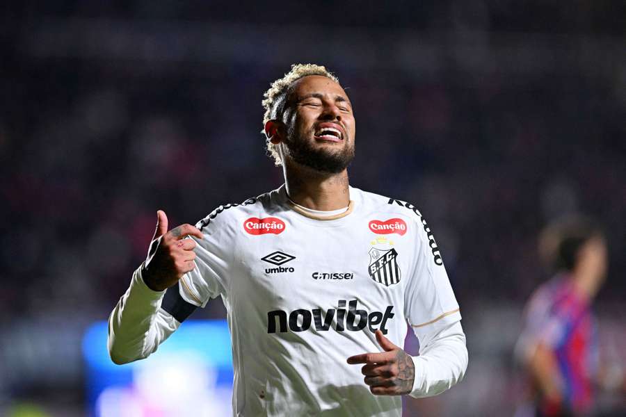 Neymar está lesionado e falha preparação do Brasil para o Mundial-2026 Neymar está lesionado e falha preparação do Brasil para o Mundial-2026