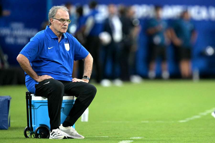 Bielsa, con Uruguay