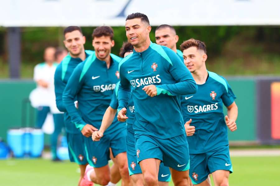 Cristiano Ronaldo deve participar de sua última Eurocopa