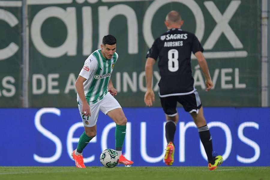 Vrousai jogou no Rio Ave na época passada